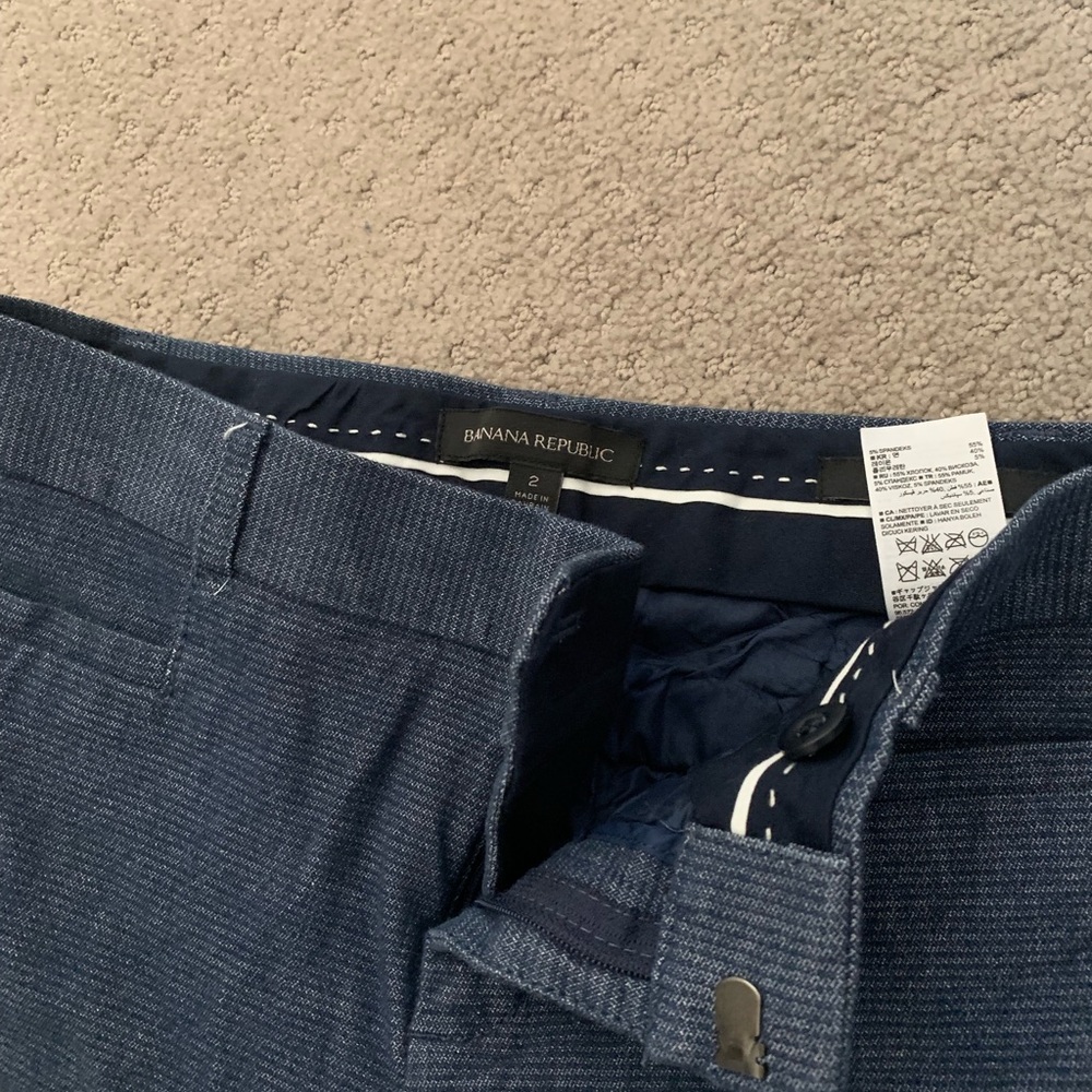 Banana republic dress pants size 2